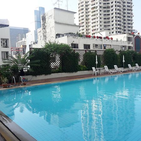 Panoramic City View Room At Silom Bangkok Exterior photo