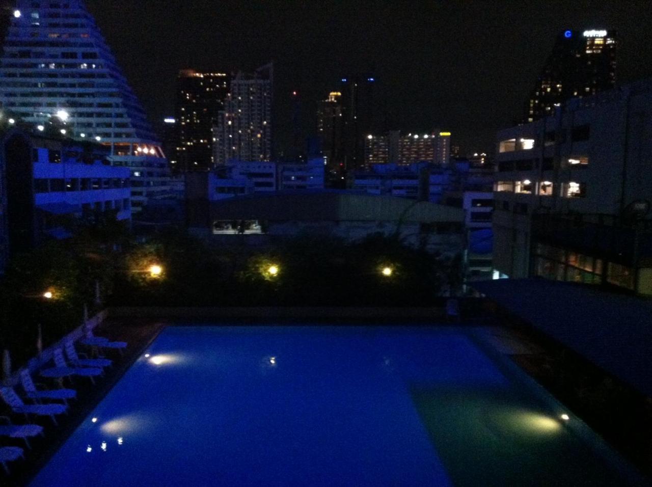 Panoramic City View Room At Silom Bangkok Exterior photo